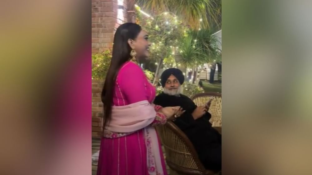 ਪੰਜਾਬ ਦੇ ਵਿੱਚ ਰਿਵਾਇਤ ਦੇ ਮੁਤਾਬਿਕ ਵਿਆਹ ਤੋਂ ਪਹਿਲਾਂ ਜਾਗੋ ਕੱਢੀ ਜਾਂਦੀ ਹੈ। ਉਹ ਵੱਖ-ਵੱਖ ਰਿਸ਼ਤੇਦਾਰਾਂ ਦੇ ਘਰਾਂ ਦੇ ਵਿੱਚ ਪਹੁੰਚਦੀ ਹੈ। ਇਹ ਵੀ ਇੱਕ ਸੈਲੀਬਰੇਸ਼ਨ ਦਾ ਤਰੀਕਾ ਹੁੰਦਾ। ਜਾਗੋ ਕੱਢ ਕੇ ਵਿਆਹ ਦਾ ਸੱਦਾ ਹੁੰਦਾ ਦਿੱਤਾ ਜਾਂਦਾ ਹੈ। ਇਸ ਦੌਰਾਨ ਸੈਲੀਬਰੇਸ਼ਨ ਹੁੰਦੀ ਹੈ।
