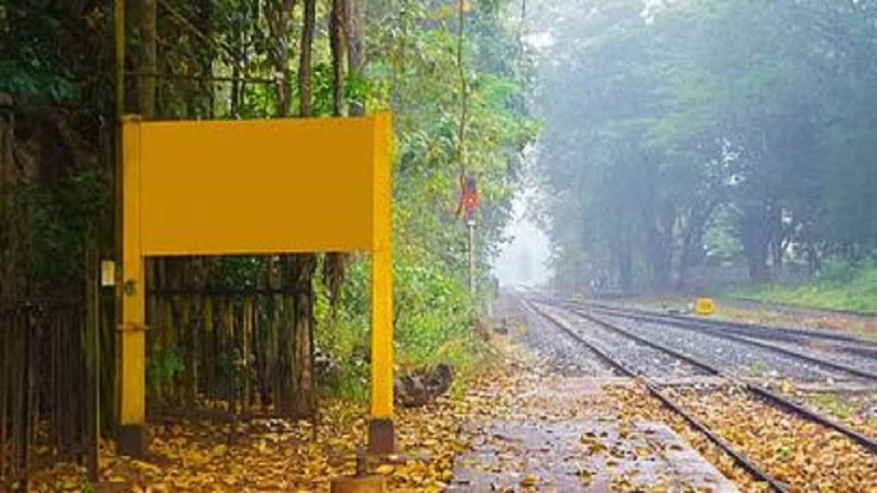 ਭਾਰਤ ਦਾ ਇੱਕੋ-ਇੱਕ ਰੇਲਵੇ ਸਟੇਸ਼ਨ, ਜਿਸਦਾ ਨਹੀਂ ਹੈ ਕੋਈ ਨਾਮ, ਫਿਰ ਯਾਤਰੀ ਟਿਕਟਾਂ ਕਿਵੇਂ ਕਰਦੇ ਹਨ ਬੁੱਕ ? ਭਾਰਤ ਦਾ ਇੱਕੋ-ਇੱਕ ਰੇਲਵੇ ਸਟੇਸ਼ਨ, ਜਿਸਦਾ ਨਹੀਂ ਹੈ ਕੋਈ ਨਾਮ, ਫਿਰ ਯਾਤਰੀ ਟਿਕਟਾਂ ਕਿਵੇਂ ਕਰਦੇ ਹਨ ਬੁੱਕ ?