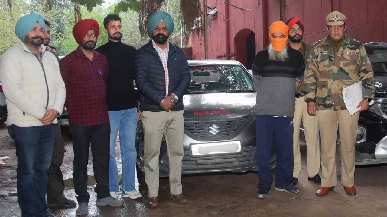 ਅੰਮ੍ਰਿਤਸਰ ਦੇ ਚੋਰ ਦਾ ਕਾਰਨਾਮਾ, ਦਿੱਲੀ ਤੋਂ ਚੋਰੀ ਕਰਕੇ ਲਗਾਏ ਵਕੀਲਾਂ ਦੇ ਸਟਿੱਕਰ, ਕਾਬੂ