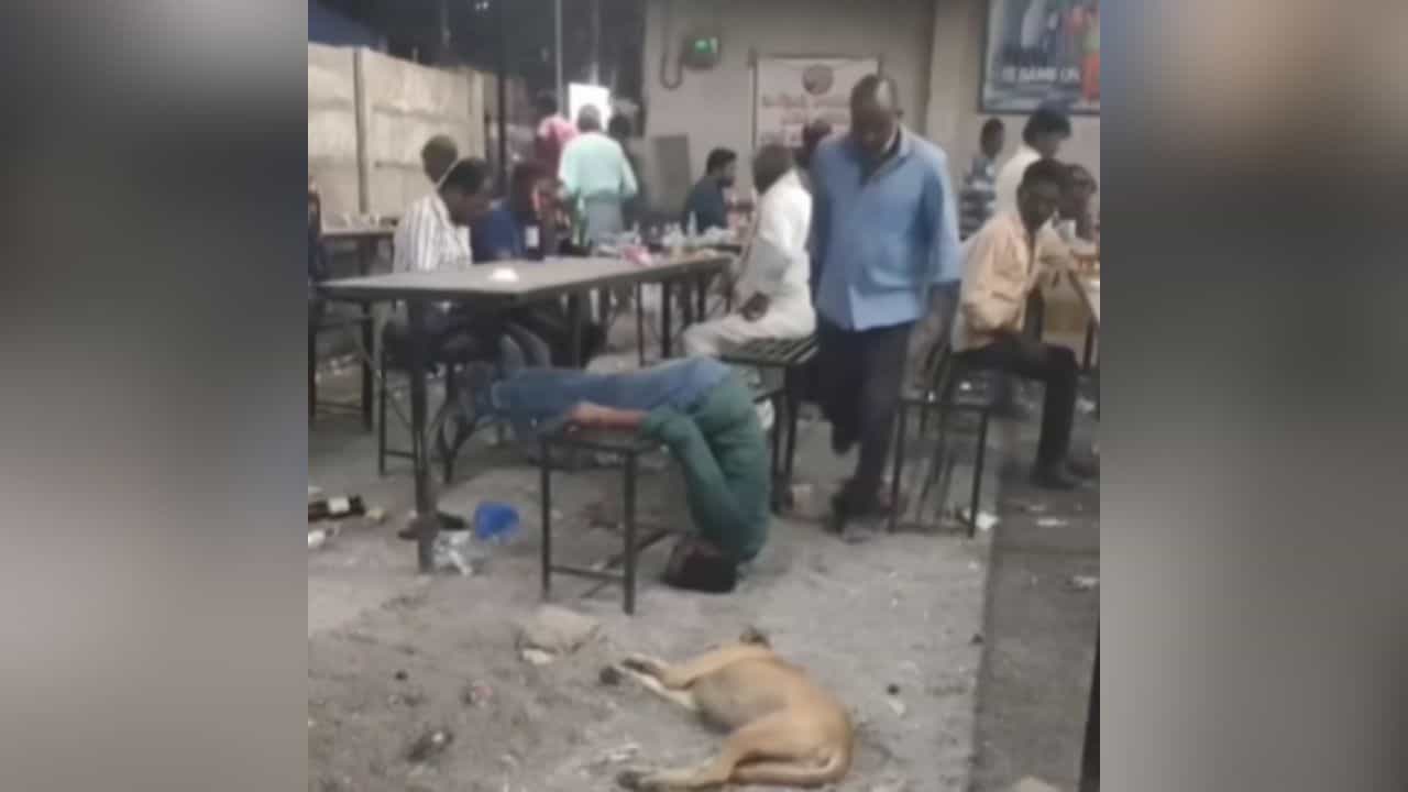 Viral Video: ਸ਼ਖ਼ਸ ਤੇ ਇੰਝ ਚੜ੍ਹਿਆ ਸ਼ਰਾਬ ਦਾ ਸਰੂਰ, ਠੇਕੇ ਤੇ ਗਵਾਏ ਹੋਸ਼, ਵੀਡੀਓ ਦੇਖ ਕੇ ਨਹੀਂ ਰੁਕੇਗਾ ਹਾਸਾ