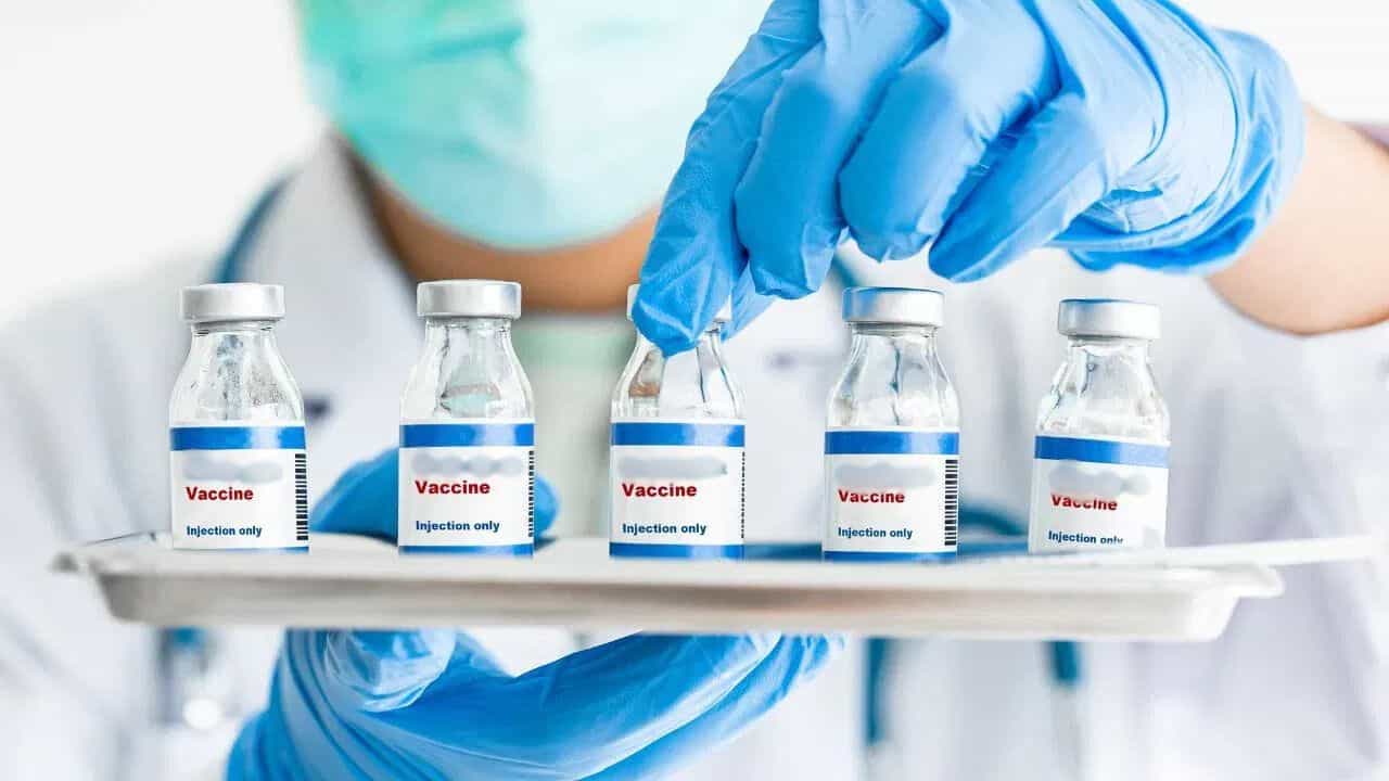 HPV ਟੀਕਾਕਰਨ ਮੁਹਿੰਮ ਨੂੰ ਮਿਲੀ ਰਫਤਾਰ, ਪਹਿਲੇ ਮਹੀਨੇ ਵਿੱਚ ਲੱਖਾਂ ਕੁੜੀਆਂ ਦਾ ਲੱਗਿਆ ਟੀਕਾ HPV ਟੀਕਾਕਰਨ ਮੁਹਿੰਮ ਨੂੰ ਮਿਲੀ ਰਫਤਾਰ, ਪਹਿਲੇ ਮਹੀਨੇ ਵਿੱਚ ਲੱਖਾਂ ਕੁੜੀਆਂ ਦਾ ਲੱਗਿਆ ਟੀਕਾ