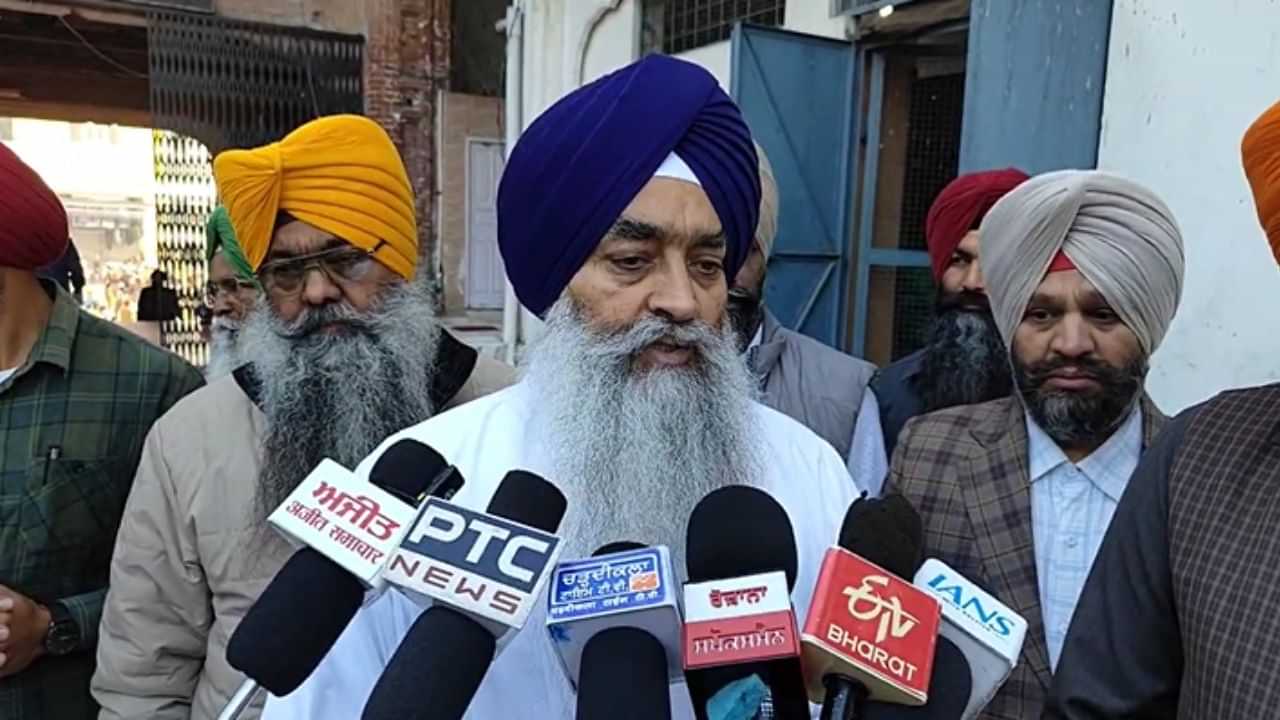 ਸੇਵਾਮੁਕਤੀ ਤੋਂ ਬਾਅਦ ਦਰਬਾਰ ਸਾਹਿਬ ਪਹੁੰਚੇ ਗਿਆਨੀ ਰਘਬੀਰ ਸਿੰਘ, ਪੰਥ ਨੂੰ ਲੈ ਕੇ ਦਿੱਤਾ ਇਹ ਬਿਆਨ