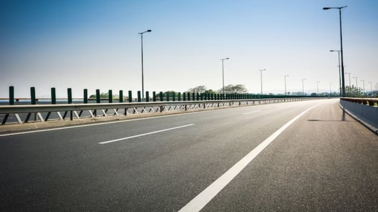 ਪੰਜਾਬ ਸਰਕਾਰ ਨੇ ਸੜਕ ਮੁਰੰਮਤ 'ਚ ਕੀਤੀ 383 ਕਰੋੜ ਦੀ ਬਚਤ, AI ਨਾਲ ਕਰਵਾਇਆ ਸੀ ਸਰਵੇ