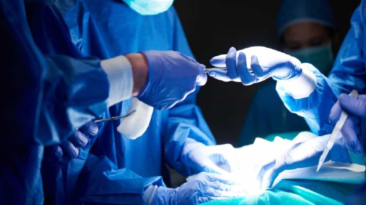 OMG: ਜਬਾੜੇ ਦੇ ਆਪ੍ਰੇਸ਼ਨ ਤੋਂ ਬਾਅਦ ਬਦਲ ਗਈ ਔਰਤ ਦੀ ਭਾਸ਼ਾ, ਇਹ ਹੈ ਕਾਰਨ