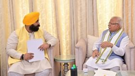 ਕੇਂਦਰੀ ਮੰਤਰੀ ਖੱਟਰ ਨਾਲ ਹਰਜੋਤ ਬੈਂਸ ਨੇ ਕੀਤੀ ਮੁਲਾਕਾਤ, ਇਹ ਕੀਤੀ ਮੰਗ ਕੇਂਦਰੀ ਮੰਤਰੀ ਖੱਟਰ ਨਾਲ ਹਰਜੋਤ ਬੈਂਸ ਨੇ ਕੀਤੀ ਮੁਲਾਕਾਤ, ਇਹ ਕੀਤੀ ਮੰਗ