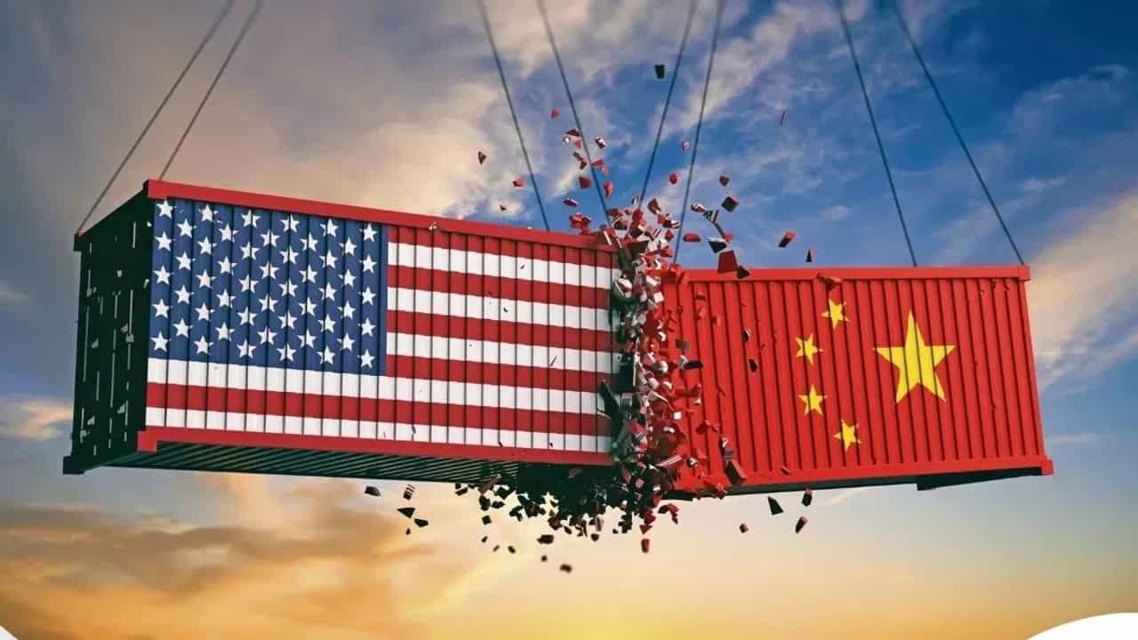 Tariff War: ਅਮਰੀਕਾ ਨੇ ਚੀਨ ਤੇ ਲਗਾਇਆ 245% ਟੈਰਿਫ , ਇੱਕ ਝਟਕੇ ਵਿੱਚ ਵਧਾਇਆ 100 ਫੀਸਦ Tariff War: ਅਮਰੀਕਾ ਨੇ ਚੀਨ ਤੇ ਲਗਾਇਆ 245% ਟੈਰਿਫ , ਇੱਕ ਝਟਕੇ ਵਿੱਚ ਵਧਾਇਆ 100 ਫੀਸਦ