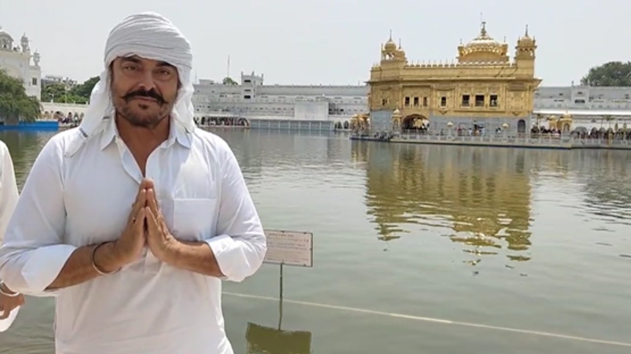 ਦਰਬਾਰ ਸਾਹਿਬ ਪਹੁੰਚੇ ਅਦਾਕਾਰ ਗੱਗੁ ਗਿੱਲ, ਸਰਬੱਤ ਦੇ ਭਲੇ ਦੀ ਕੀਤੀ ਅਰਦਾਸ