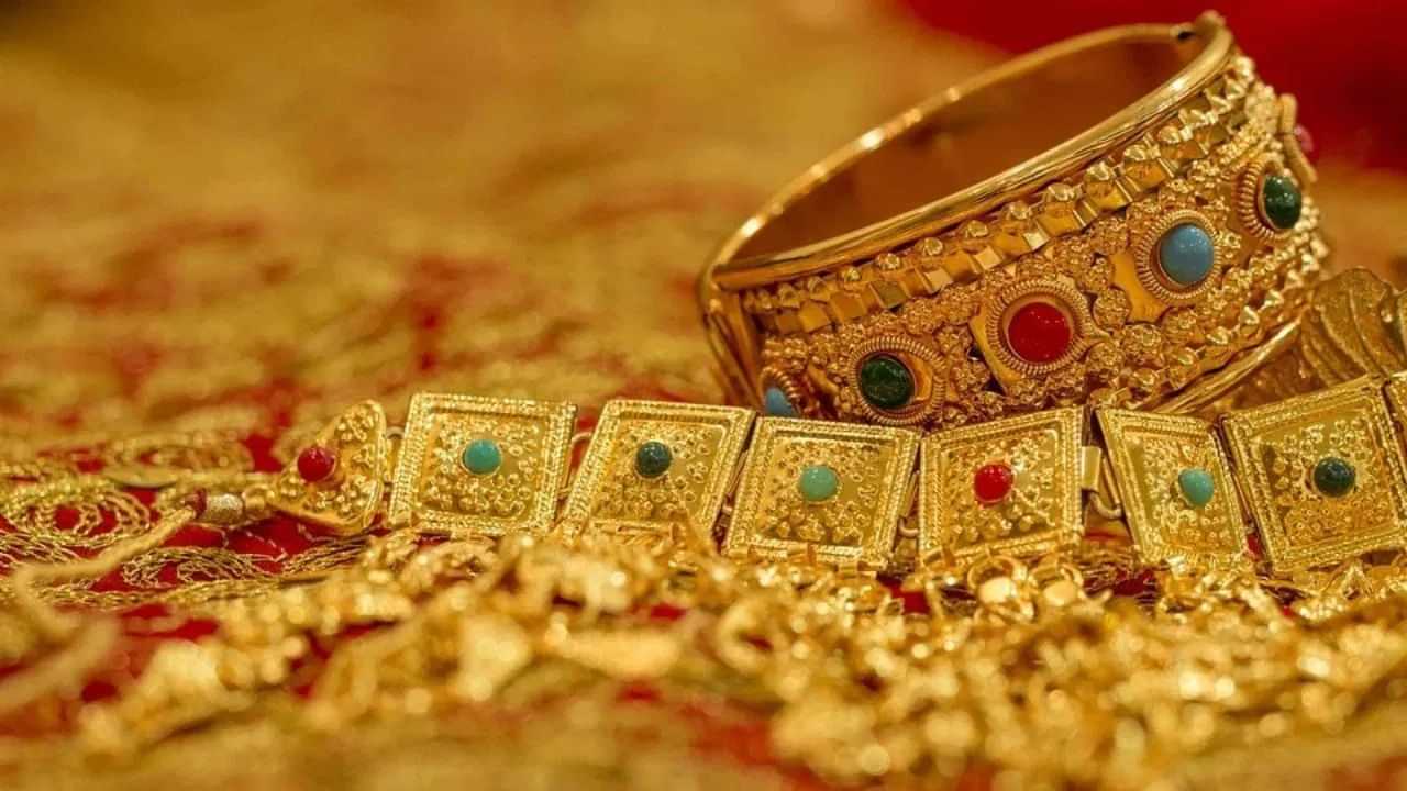 ਸੋਨੇ ਦੀ ਕੀਮਤ ਚ ਵਾਧਾ! ਰਿਕਾਰਡ ਉੱਚਾਈ ਤੇ ਪਹੁੰਚੀ 10 ਗ੍ਰਾਮ ਦੀ ਕੀਮਤ
