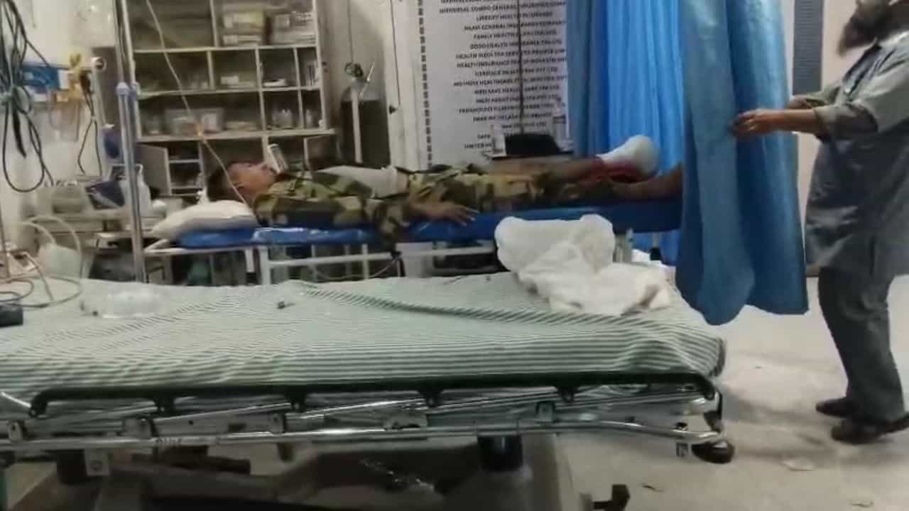 ਗੁਰਦਾਸਪੁਰ ਦੀ ਚੌਤਰਾ ਬੀਐਸਐਫ ਚੌਕੀ ਤੇ ਧਮਾਕਾ: ਡਿਊਟੀ ਤੇ ਤਾਇਨਾਤ ਜਵਾਨ ਜ਼ਖਮੀ; ਬਾਰਡਰ ਤੇ ਤਾਰਾਂ ਦੇ ਪਾਰ ਹੋਇਆ ਧਮਾਕਾ, ਜਾਂਚ ਸ਼ੁਰੂ