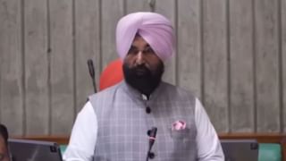 ਹੱਥ ‘ਚ ਬੰਦੂਕ ਲੈ ਸ਼ਰਧਾਂਜਲੀ ਦੇਣ ਪਹੁੰਤੇ MLA ਕੁਲਵੰਤ ਸਿੰਘ, ਬੋਲੇ- ਬਾਬਾ ਸਾਹਿਬ ਦੀਮੂਰਤੀ ਦੀ ਅਸੀਂ ਕਰਾਂਗੇ ਰੱਖਿਆ