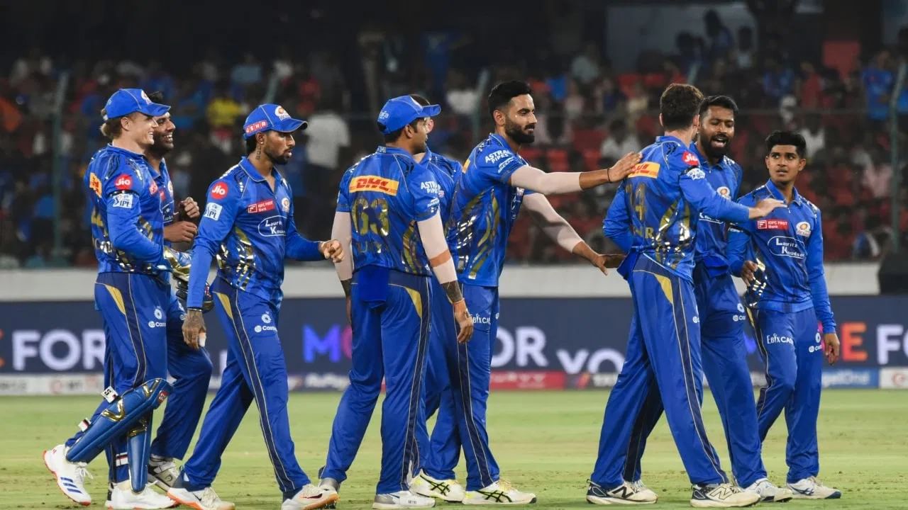 IPL 2025: ਗੇਂਦਬਾਜਾਂ ਤੋਂ ਬਾਅਦ ਰੋਹਿਤ ਦਾ ਕਮਾਲ, ਮੁੰਬਈ ਨੇ ਫਿਰ ਹੈਦਰਾਬਾਦ ਨੂੰ ਹਰਾਇਆ IPL 2025: ਗੇਂਦਬਾਜਾਂ ਤੋਂ ਬਾਅਦ ਰੋਹਿਤ ਦਾ ਕਮਾਲ, ਮੁੰਬਈ ਨੇ ਫਿਰ ਹੈਦਰਾਬਾਦ ਨੂੰ ਹਰਾਇਆ