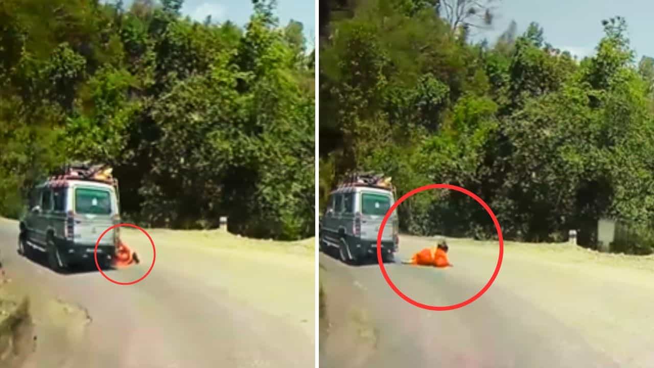 OMG: ਚੱਲਦੀ ਸਕਾਰਪੀਓ ਦਾ ਦਰਵਾਜ਼ਾ ਖੁੱਲ੍ਹਿਆ ਅਤੇ ਸਿੱਧੀ ਸੜਕ ਤੇ ਡਿੱਗ ਪਈ ਔਰਤ , ਭਿਆਨਕ VIDEO ਵਾਇਰਲ