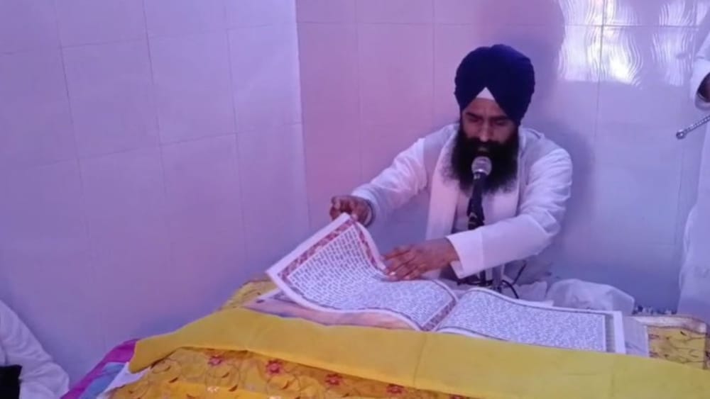 ਖਾਲਸਾ ਸਾਜਨਾ ਦਿਵਸ ਮੌਕੇ ਅੱਜ ਤੱਖਤ ਸ਼੍ਰੀ ਕੇਸਗੜ੍ਹ ਸਾਹਿਬ ਵਿਖੇ ਸ਼੍ਰੀ ਅਖੰਡ ਪਾਠ ਸਾਹਿਬ ਦੇ ਭੋਗ ਪਾਏ ਗਏ ਜਿਸ ਉਪਰੰਤ ਤਖਤ ਸ਼੍ਰੀ ਕੇਸਗੜ੍ਹ ਸਾਹਿਬ ਵਿਖੇ ਸਾਰਾ ਦਿਨ ਧਾਰਮਿਕ ਦੀਵਾਨ ਸਜਾਏ ਗਏ।