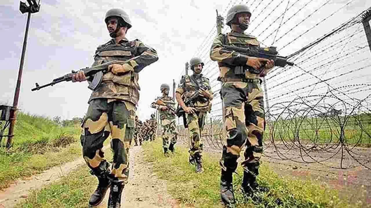 BSF ਜਵਾਨ ਨੇ ਗਲਤੀ ਨਾਲ ਪਾਕਿਸਤਾਨ ਵਿੱਚ ਰੱਖਿਆ ਪੈਰ, ਚੁੱਕ ਕੇ ਲੈ ਗਈ ਫੌਜ … ਹੁਣ ਕਿਵੇਂ ਹੋਵੇਗੀ ਵਾਪਸੀ? BSF ਜਵਾਨ ਨੇ ਗਲਤੀ ਨਾਲ ਪਾਕਿਸਤਾਨ ਵਿੱਚ ਰੱਖਿਆ ਪੈਰ, ਚੁੱਕ ਕੇ ਲੈ ਗਈ ਫੌਜ … ਹੁਣ ਕਿਵੇਂ ਹੋਵੇਗੀ ਵਾਪਸੀ?