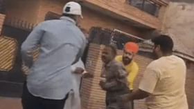 ਜ਼ਮੀਨੀ ਵਿਵਾਦ ਨੂੰ ਲੈ ਕੇ ਝੜਪ, ਲੁਧਿਆਣਾ ਵਿੱਚ ਜੌੜੇ ਦੀ ਹੋਈ ਕੁੱਟਮਾਰ ਜ਼ਮੀਨੀ ਵਿਵਾਦ ਨੂੰ ਲੈ ਕੇ ਝੜਪ, ਲੁਧਿਆਣਾ ਵਿੱਚ ਜੌੜੇ ਦੀ ਹੋਈ ਕੁੱਟਮਾਰ