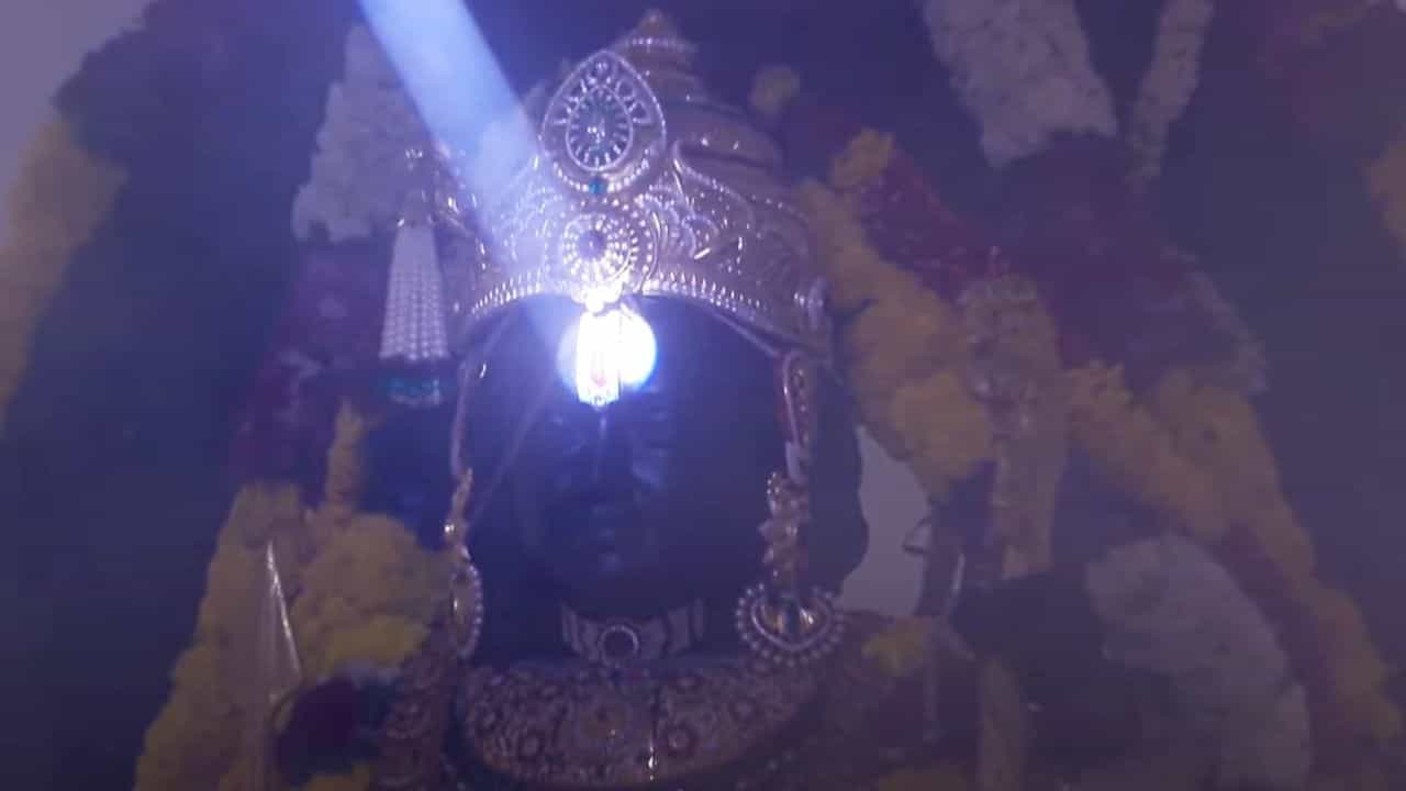 ਅਦਭੁਤ ਅਤੇ ਅਲੌਕਿਕ ਦਰਸ਼ਨ... ਰਾਮਲਲਾ ਦਾ ਸੂਰਜ ਦੀਆਂ ਕਿਰਨਾਂ ਨਾਲ ਕੀਤਾ ਗਿਆ ਤਿਲਕ