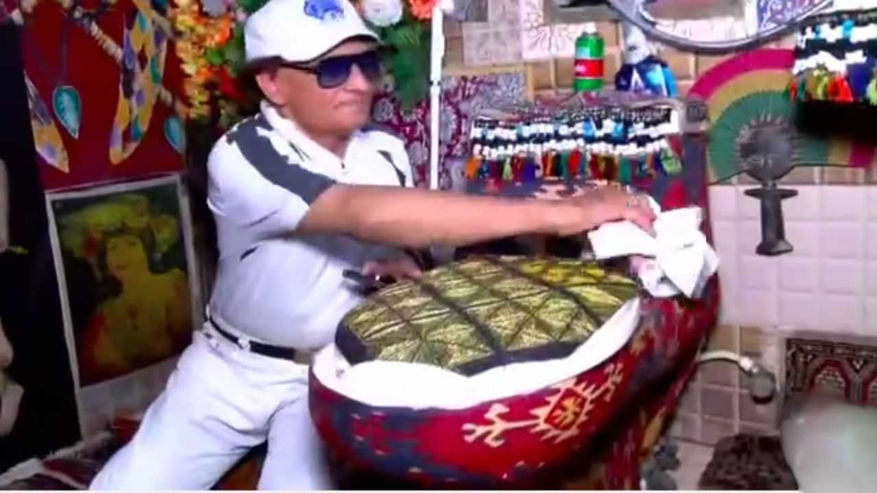 OMG: ਬਾਥਰੂਮ ਨਾਲ ਪਿਆਰ ਕਰ ਬੈਠਾ ਸ਼ਖਸ, ਦੁਲਹਨ ਵਾਂਗ ਸਜਾਇਆ ਕਮੋਡ ; ਚਰਚਾ ਚ ਅਨੋਖੀ Love Story