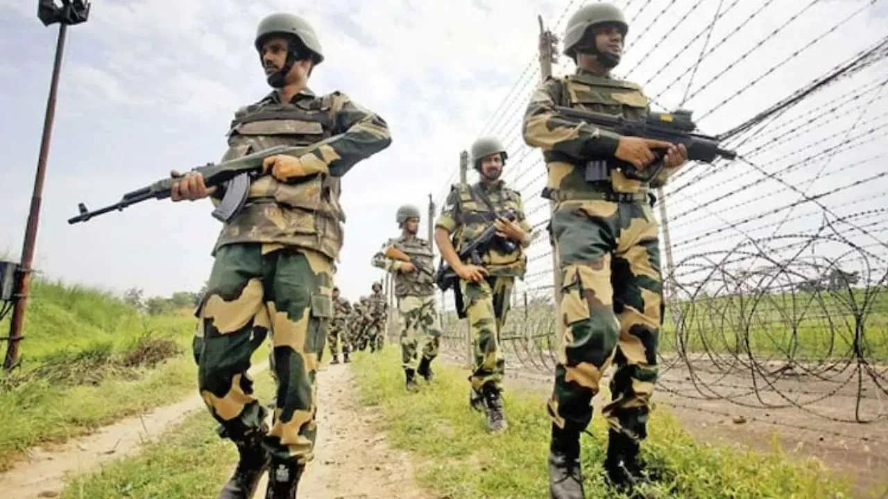 J-K: ਸਾਂਬਾ ਵਿੱਚ BSF ਨੇ ਕੀਤੀ ਵੱਡੀ ਕਾਰਵਾਈ, ਘੁਸਪੈਠ ਦੀ ਕੋਸ਼ਿਸ਼ ਕਰ ਰਹੇ 7 ਅੱਤਵਾਦੀਆਂ ਨੂੰ ਮਾਰ ਮੁਕਾਇਆ