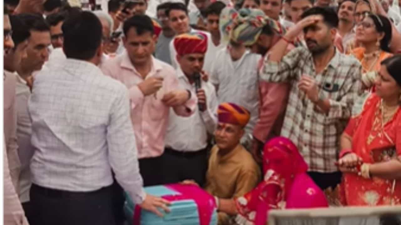 OMG: ਮਾਮੇ ਨੇ ਭਾਣਜੇ ਦੇ ਵਿਆਹ ਤੇ ਦਿੱਤਾ 1.51 ਕਰੋੜ Cash, 1 ਕਿਲੋ ਸੋਨਾ, 15 ਕਿਲੋ ਚਾਂਦੀ, 210 ਬੀਘੇ ਜ਼ਮੀਨ, ਪੈਟਰੋਲ ਪੰਪ ਅਤੇ ਫਲੈਟ