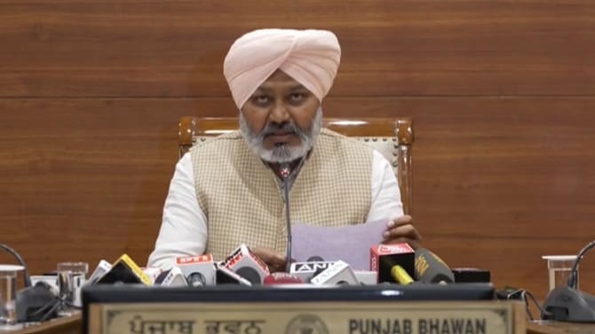 ਵਿੱਤ ਮੰਤਰੀ ਚੀਮਾ ਦਾ ਖੁਲਾਸਾ, ਨਸ਼ਾ ਕਰਦੇ ਫੜੇ ਨੌਜਵਾਨ ਦੇ ਕਾਂਗਰਸ ਨਾਲ ਸਬੰਧ