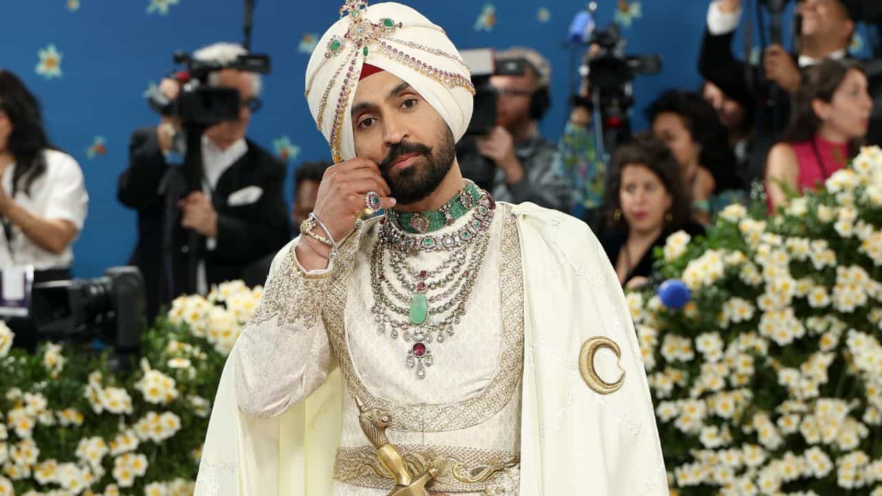 Met Gala 2025: ਦੁਨੀਆਂ ਸਾਹਮਣੇ ਮਹਾਰਾਜੇ ਦੀ Look ਵਿੱਚ ਛਾ ਗਿਆ ਦੋਸਾਂਝਾ ਵਾਲਾ, ਦਿਲਜੀਤ ਨੇ ਲੁੱਟੀ ਮਹਿਫਲ