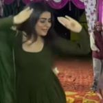 Viral: ਕੁੜੀ ਨੇ ਬਾਲੀਵੁੱਡ ਗੀਤ ‘ਤੇ ਵਿਆਹ ਪ੍ਰੋਗਰਾਮ ‘ਚ ਕੀਤਾ ਖੂਬਸੂਰਤ ਡਾਂਸ, ਲੋਕ ਬੋਲੇ- ਦਿਲ ਆ ਗਿਆ Viral: ਕੁੜੀ ਨੇ ਬਾਲੀਵੁੱਡ ਗੀਤ ‘ਤੇ ਵਿਆਹ ਪ੍ਰੋਗਰਾਮ ‘ਚ ਕੀਤਾ ਖੂਬਸੂਰਤ ਡਾਂਸ, ਲੋਕ ਬੋਲੇ- ਦਿਲ ਆ ਗਿਆ
