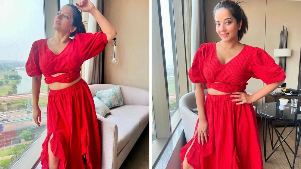 ਗਰਮੀਆਂ ਲਈ ਮੋਨਾਲੀਸਾ ਦੇ ਇਸ ਲੁੱਕ ਤੋਂ ਵੀ ਆਈਡੀਆ ਲੈ ਸਕਦੇ ਹਨ। ਅਦਾਕਾਰਾ ਨੇ ਲਾਲ ਰੰਗ ਦਾ ਕ੍ਰੌਪ ਟਾਪ ਅਤੇ ਫਰਿਲ ਸਕਰਟ ਪਹਿਨੀ ਹੋਈ ਹੈ। ਇਸ ਕਿਸਮ ਦਾ ਸਕਰਟ ਟੌਪ ਸੂਤੀ, ਲਿਨਨ ਜਾਂ ਰੇਅਨ, ਖਾਦੀ ਫੈਬਰਿਕ ਵਿੱਚ ਖਰੀਦਣਾ ਚਾਹੀਦਾ ਹੈ ਜੋ ਤੁਹਾਨੂੰ ਬਹੁਤ Comfortable Look ਦੇਵੇਗਾ।