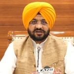 ਪਰਾਲੀ ਤੋਂ ਬਣਾਓ ਬਾਲਣ, ਮਿਲੇਗੀ ਵੱਡੀ ਸਬਸਿਡੀ, ਮਾਨ ਸਰਕਾਰ ਨੇ ਕੀਤਾ ਵੱਡਾ ਐਲਾਨ ਪਰਾਲੀ ਤੋਂ ਬਣਾਓ ਬਾਲਣ, ਮਿਲੇਗੀ ਵੱਡੀ ਸਬਸਿਡੀ, ਮਾਨ ਸਰਕਾਰ ਨੇ ਕੀਤਾ ਵੱਡਾ ਐਲਾਨ