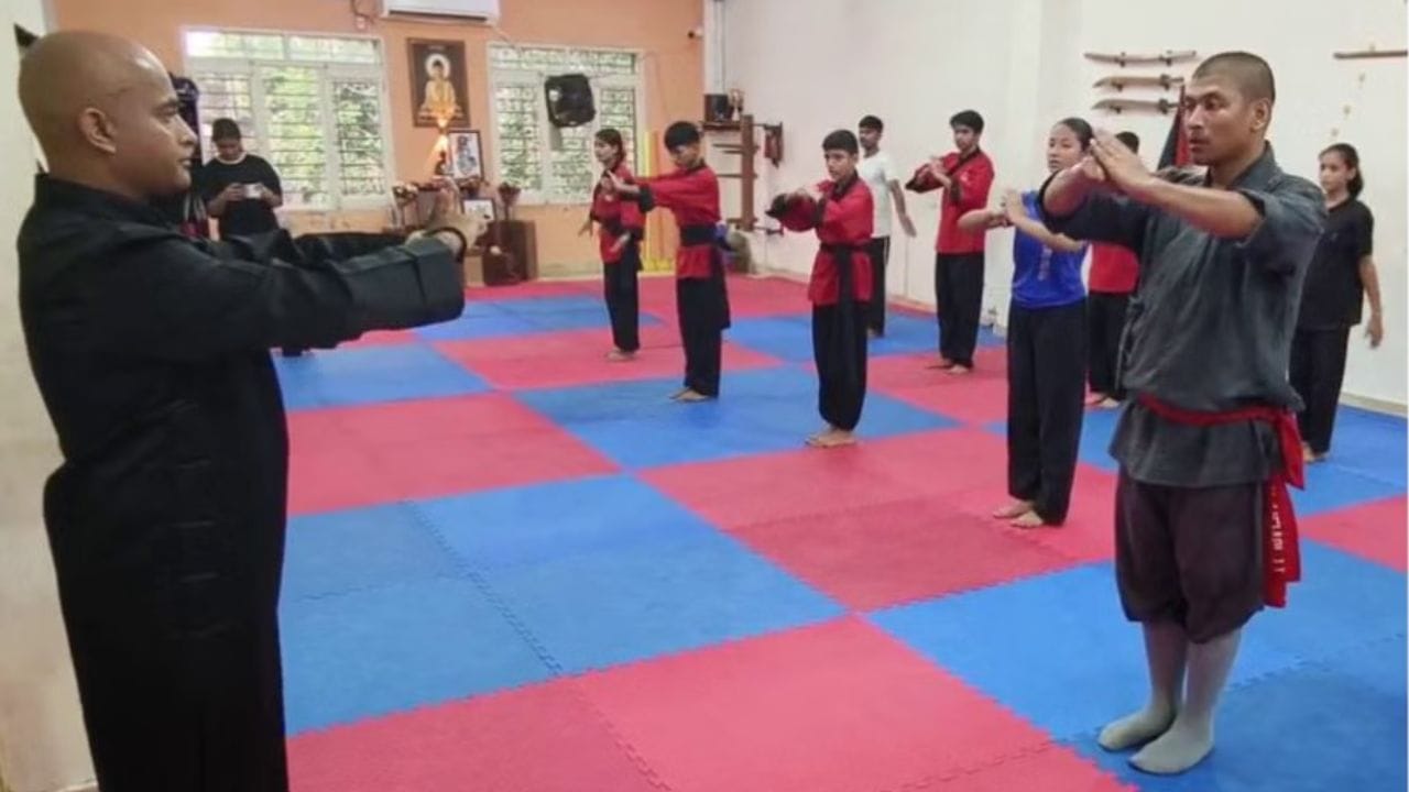 ਮਾਰਸ਼ਲ ਆਰਟਸ ਮਾਹਿਰ ਕਨਿਸ਼ਕ ਸ਼ਰਮਾ ਪਹੁੰਚੇ ਪੰਜਾਬ, ਸ਼ਾਹਰੁਖ ਤੋਂ ਲੈ ਕੇ ਮਾਧੁਰੀ ਤੱਕ ਨੂੰ ਦਿੱਤੀ ਹੈ ਟ੍ਰੇਨਿੰਗ!