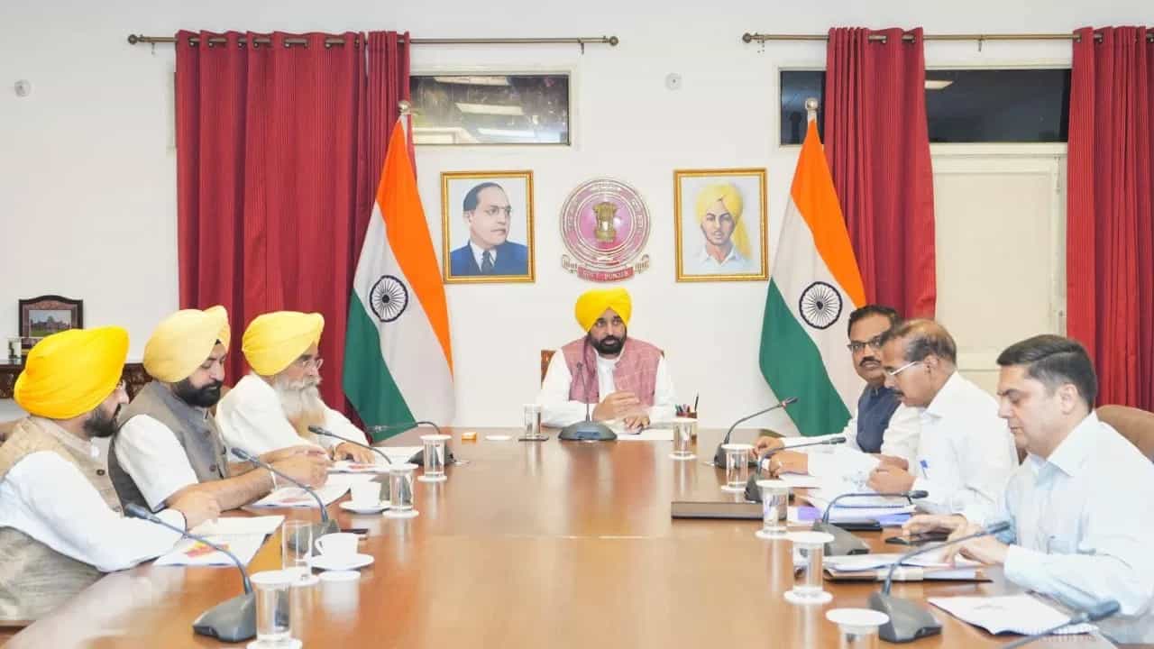 ਪੰਜਾਬ ਕੈਬਨਿਟ ਦੀ ਮੀਟਿੰਗ ਕੱਲ੍ਹ, ਭਰਤੀ ਤੇ ਵਿਕਾਸ ਏਜੰਡਿਆਂ ਨੂੰ ਮਿਲ ਸਕਦੀ ਹੈ ਮਨਜ਼ੂਰੀ