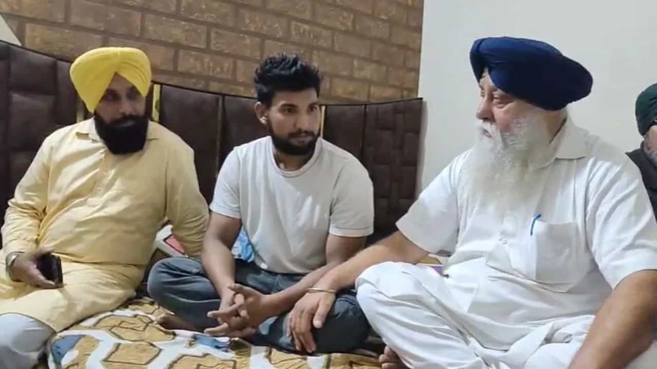 ਪਾਣੀ ਮੰਗਿਆਂ ਤਾਂ ਮਿਲਿਆ ਪਿਸ਼ਾਬ, ਨਵਾਂਸ਼ਹਿਰ ਦੇ ਜਸਪਾਲ ਨੇ ਈਰਾਨ ਚ ਕੀ-ਕੀ ਕੀਤਾ ਸਹਿਨ? ਪਾਣੀ ਮੰਗਿਆਂ ਤਾਂ ਮਿਲਿਆ ਪਿਸ਼ਾਬ, ਨਵਾਂਸ਼ਹਿਰ ਦੇ ਜਸਪਾਲ ਨੇ ਈਰਾਨ ਚ ਕੀ-ਕੀ ਕੀਤਾ ਸਹਿਨ?