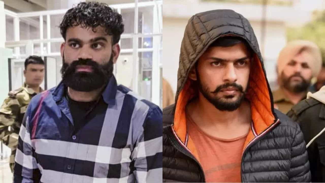 ਵਸੂਲੀ ਕਿੰਗ ਦੀ ਮਾਂ ਦਾ ਕਤਲ, ਕਿਤੇ ਪੰਜਾਬ ਵਿੱਚ ਫਿਰ ਸ਼ੁਰੂ ਨਾ ਹੋ ਜਾਵੇ ਗੈਂਗ ਵਾਰ ਦਾ ਗਦਰ, ਜਾਣੋ ਲਾਰੈਂਸ-ਜੱਗੂ ਭਗਵਾਨਪੁਰੀਆ ਦੀ ਪੂਰੀ ਕਹਾਣੀ ਵਸੂਲੀ ਕਿੰਗ ਦੀ ਮਾਂ ਦਾ ਕਤਲ, ਕਿਤੇ ਪੰਜਾਬ ਵਿੱਚ ਫਿਰ ਸ਼ੁਰੂ ਨਾ ਹੋ ਜਾਵੇ ਗੈਂਗ ਵਾਰ ਦਾ ਗਦਰ, ਜਾਣੋ ਲਾਰੈਂਸ-ਜੱਗੂ ਭਗਵਾਨਪੁਰੀਆ ਦੀ ਪੂਰੀ ਕਹਾਣੀ