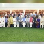 AAP ਐਮਪੀ ਅਸ਼ੋਕ ਮਿੱਤਲ ਦੀ PM ਮੋਦੀ ਨਾਲ ਮੁਲਾਕਾਤ, ਕਿਹਾ- ਅੱਤਵਾਦ ਵਿਰੁੱਧ ਦੇਸ਼ ਦਾ ਪੱਖ ਰੱਖਣ ਦਿੱਤਾ, ਮੇਰੇ ਲਈ ਮਾਣ ਵਾਲੀ ਗੱਲ AAP ਐਮਪੀ ਅਸ਼ੋਕ ਮਿੱਤਲ ਦੀ PM ਮੋਦੀ ਨਾਲ ਮੁਲਾਕਾਤ, ਕਿਹਾ- ਅੱਤਵਾਦ ਵਿਰੁੱਧ ਦੇਸ਼ ਦਾ ਪੱਖ ਰੱਖਣ ਦਿੱਤਾ, ਮੇਰੇ ਲਈ ਮਾਣ ਵਾਲੀ ਗੱਲ