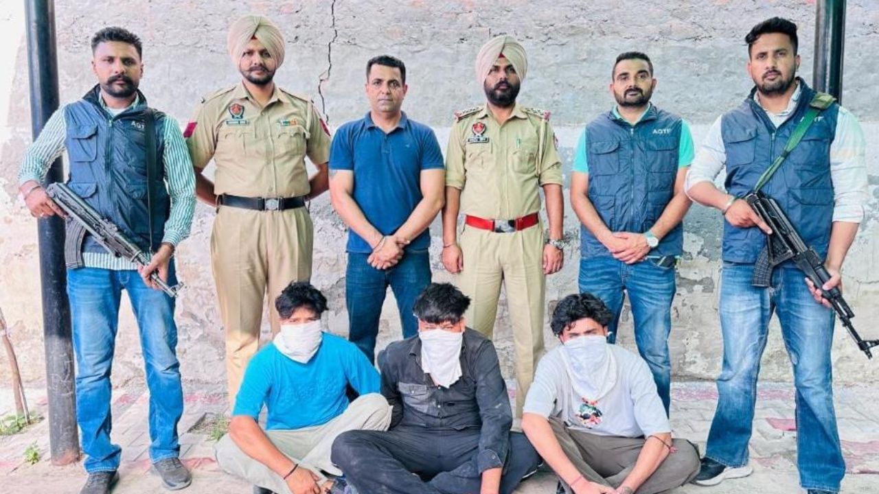 ਤਿੰਨ ਭਗੌੜੇ ਹਥਿਆਰਾਂ ਸਮੇਤ ਗ੍ਰਿਫ਼ਤਾਰ, ਹੈਰੋਇਨ ਤੇ ਹਥਿਆਰ ਬਰਾਮਦ