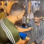 Funny Video Viral: ਮੁੰਡੇ ਨੇ ਭਿਖਾਰੀ ਦੀ ਖੋਲ੍ਹ ਦਿੱਤੀ ਪੋਲ, VIDEO ਦੇਖ ਨਹੀਂ ਰੁਕੇਗਾ ਹਾਸਾ Funny Video Viral: ਮੁੰਡੇ ਨੇ ਭਿਖਾਰੀ ਦੀ ਖੋਲ੍ਹ ਦਿੱਤੀ ਪੋਲ, VIDEO ਦੇਖ ਨਹੀਂ ਰੁਕੇਗਾ ਹਾਸਾ