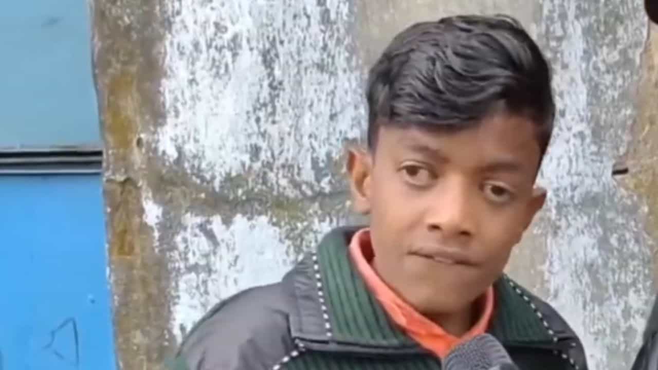 Viral: ਬਿਹਾਰੀ ਮੁੰਡੇ ਨੇ ਮੂੰਹ ਨਾਲ ਵਜਾਇਆ DJ,ਲੋਕ ਬੋਲੇ- ਵਿਆਹ ਦੇ ਬੈਂਡ ਦਾ ਖਰਚਾ ਬਚ ਗਿਆ!