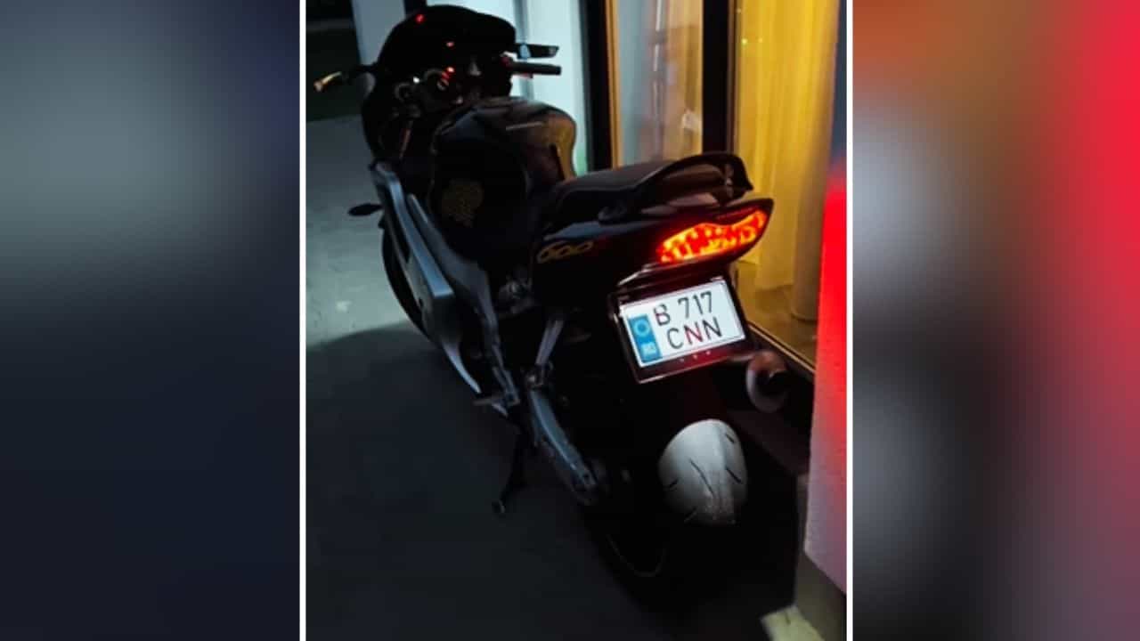 Viral Video: ਚਲਾਨ ਤੋਂ ਬਚਣ ਲਈ ਸ਼ਖਸ ਨੇ ਲਗਾਇਆ ਸ਼ਾਨਦਾਰ ਜੁਗਾੜ, ਦੇਖ ਕੇ ਦੰਗ ਰਹਿ ਗਏ ਲੋਕ