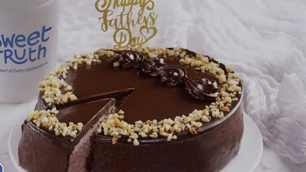 Fathers Day : ਬਾਜ਼ਾਰ ਵਿੱਚ ਮੱਚੀ ਅੰਨ੍ਹੀ ਲੁੱਟ, ਪਾਪਾ ਨੂੰ ਖੁਸ਼ ਕਰਨ ਲਈ ਆਇਆ 5 ਲੱਖ ਰੁਪਏ ਦਾ ਕੇਕ