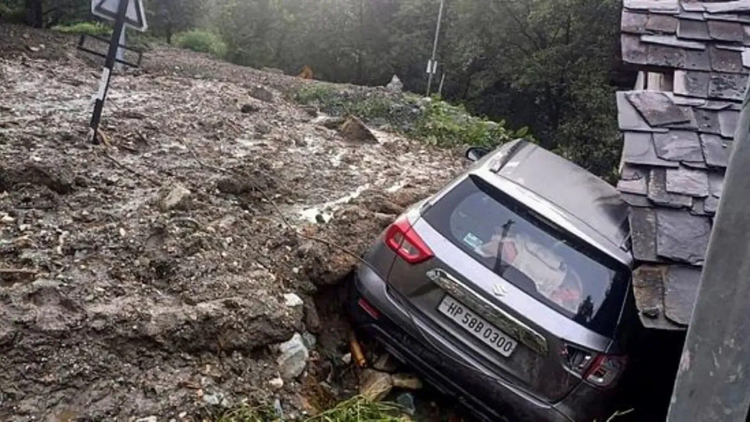 Himachal Pradesh: ਕੁੱਲੂ ਦੀ ਸੈਂਜ ਘਾਟੀ ਵਿੱਚ ਫਟਿਆ ਬੱਦਲ, ਹੜ੍ਹ ਕਾਰਨ ਇੰਨੇ ਲੋਕਾਂ ਦੀ ਗਈ ਜਾਨ, ਵਿਧਾਇਕ ਨੇ ਕਹੀ ਇਹ ਗੱਲ!