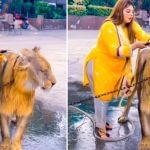 OMG: ਸ਼ੇਰ ਨੂੰ ਬੱਚਿਆਂ ਵਾਂਗ ਰਗੜਦੇ ਹੋਏ ਨਹਾਉਂਦੀ ਨਜ਼ਰ ਆਈ ਔਰਤ, ਵੀਡੀਓ ਨੇ ਉਡਾਏ ਹੋਸ਼ OMG: ਸ਼ੇਰ ਨੂੰ ਬੱਚਿਆਂ ਵਾਂਗ ਰਗੜਦੇ ਹੋਏ ਨਹਾਉਂਦੀ ਨਜ਼ਰ ਆਈ ਔਰਤ, ਵੀਡੀਓ ਨੇ ਉਡਾਏ ਹੋਸ਼