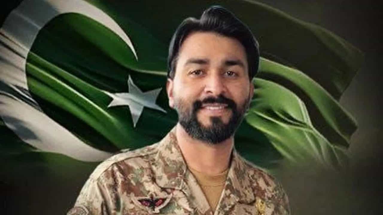 ਪਾਕਿਸਤਾਨੀ ਮੇਜਰ ਮੁਈਜ਼ ਦਾ ਕਤਲ, ਵਿੰਗ ਕਮਾਂਡਰ ਅਭਿਨੰਦਨ ਨੂੰ ਫੜਨ ਦਾ ਕੀਤਾ ਸੀ ਦਾਅਵਾ ਪਾਕਿਸਤਾਨੀ ਮੇਜਰ ਮੁਈਜ਼ ਦਾ ਕਤਲ, ਵਿੰਗ ਕਮਾਂਡਰ ਅਭਿਨੰਦਨ ਨੂੰ ਫੜਨ ਦਾ ਕੀਤਾ ਸੀ ਦਾਅਵਾ