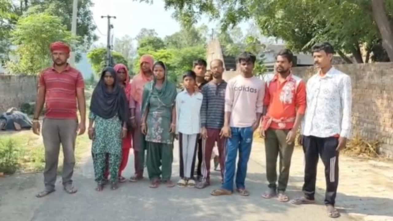 ਪੰਚਾਇਤ ਮੈਂਬਰ ਦਾ ਪ੍ਰਵਾਸੀਆਂ ਤੇ ਜ਼ੁਲਮ, ਮਿਰਚ ਸਪਰੇਅ ਦਾ ਕੀਤਾ ਛਿੜਕਾਅ, ਔਰਤ ਨੂੰ ਵਾਲਾਂ ਤੋਂ ਘਸੀਟਿਆ