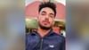 ਪੁਲਿਸ ਵੈਨ 'ਚੋਂ ਮੁੰਡਾ ਕੱਢ ਕੇ ਹਮਲਾ ਕਰਨ ਵਾਲੇ ਮੁੱਖ ਆਰੋਪੀ ਨੇ ਕੀਤੀ ਖੁਦਕੁਸ਼ੀ ਪੁਲਿਸ ਵੈਨ 'ਚੋਂ ਮੁੰਡਾ ਕੱਢ ਕੇ ਹਮਲਾ ਕਰਨ ਵਾਲੇ ਮੁੱਖ ਆਰੋਪੀ ਨੇ ਕੀਤੀ ਖੁਦਕੁਸ਼ੀ...