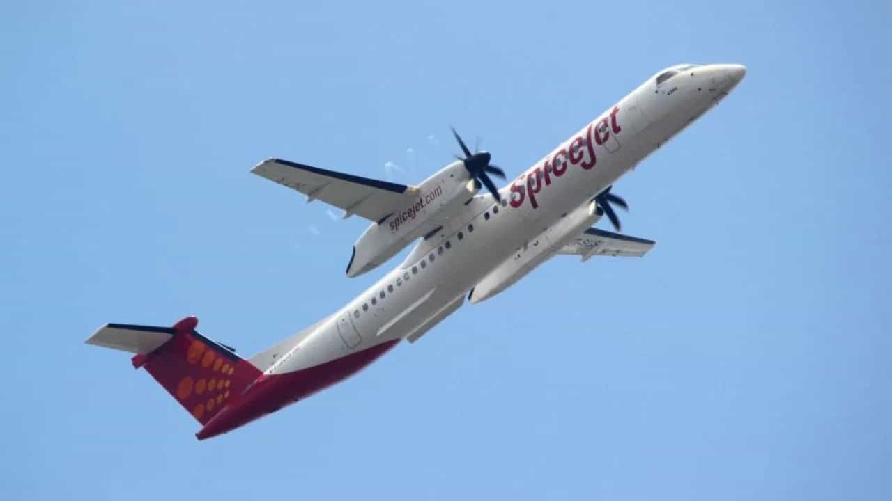 ਤਿਰੂਪਤੀ ਜਾ ਰਹੀ ਸਪਾਈਸਜੈੱਟ ਫਲਾਈਟ ਹੈਦਰਾਬਾਦ ਪਰਤੀ,  ਆਈ ਤਕਨੀਕੀ ਖਰਾਬੀ, ਇੰਡੀਗੋ ਦੀ ਵੀ ਐਮਰਜੈਂਸੀ ਲੈਂਡਿੰਗ
