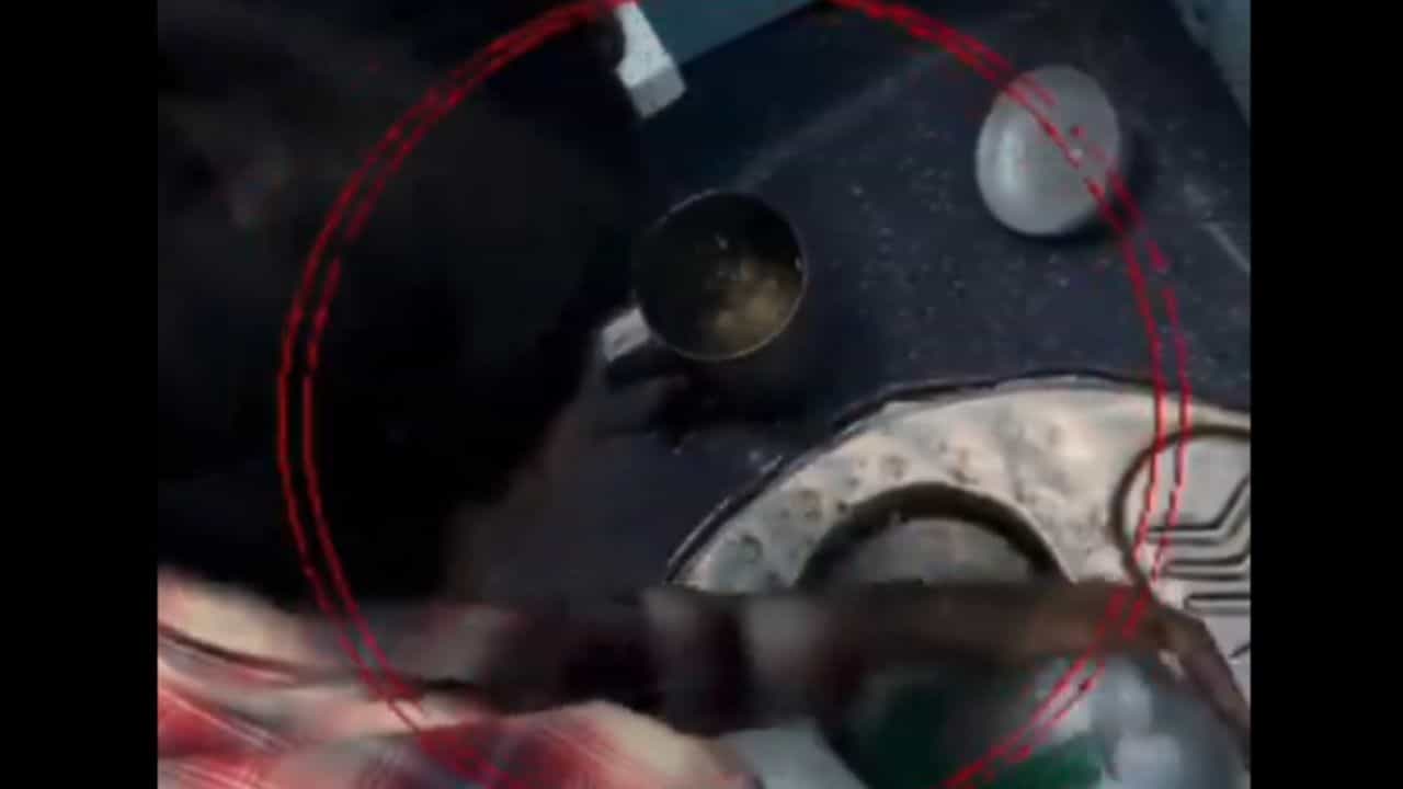 OMG: ਟ੍ਰੇਨ ਦੇ ਟਾਇਲਟ ਚ ਕੇਤਲੀ ਸਾਫ਼ ਕਰ ਰਿਹਾ ਸੀ ਸ਼ਖਸ, ਇੰਟਰਨੈੱਟ ਤੇ ਛਿੜੀ ਬਹਿਸ ਤਾਂ ਰੇਲਵੇ ਨੇ ਵਾਇਰਲ ਵੀਡੀਓ ਤੇ ਦਿੱਤਾ ਜਵਾਬ OMG: ਟ੍ਰੇਨ ਦੇ ਟਾਇਲਟ ਚ ਕੇਤਲੀ ਸਾਫ਼ ਕਰ ਰਿਹਾ ਸੀ ਸ਼ਖਸ, ਇੰਟਰਨੈੱਟ ਤੇ ਛਿੜੀ ਬਹਿਸ ਤਾਂ ਰੇਲਵੇ ਨੇ ਵਾਇਰਲ ਵੀਡੀਓ ਤੇ ਦਿੱਤਾ ਜਵਾਬ