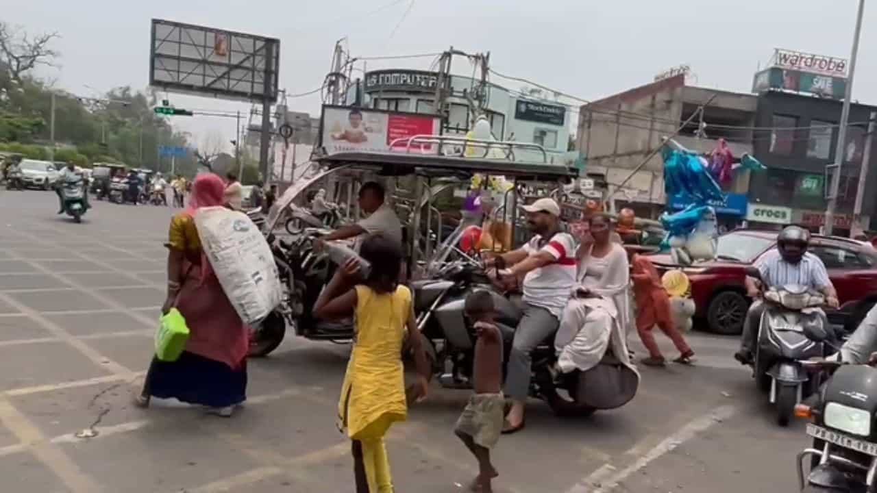 ਭੀਖ ਮੰਗਣ ਤੇ ਅੰਮ੍ਰਿਤਸਰ ਚ FIR ਦਰਜ, ਔਰਤ ਬੱਚਿਆਂ ਦਾ ਕਰਦੀ ਸੀ ਇਸਤੇਮਾਲ