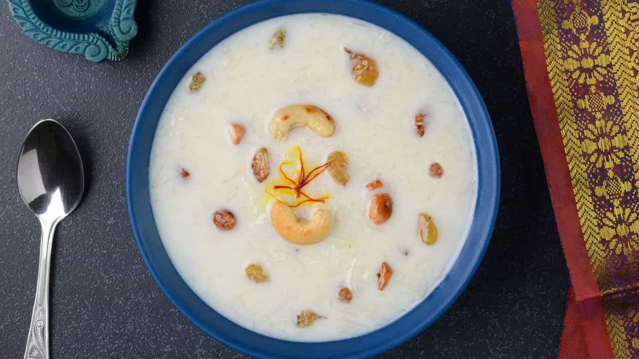 ਸਾਉਣ ਦੇ ਵਰਤ ਦੌਰਾਨ ਘਰ ਵਿੱਚ ਬਣਾਓ ਇਹ 3 ਸੁਆਦੀ ਮਿੱਠੀਆਂ ਚੀਜ਼ਾਂ, ਜਾਣੋ ਰੈਸਿਪੀ