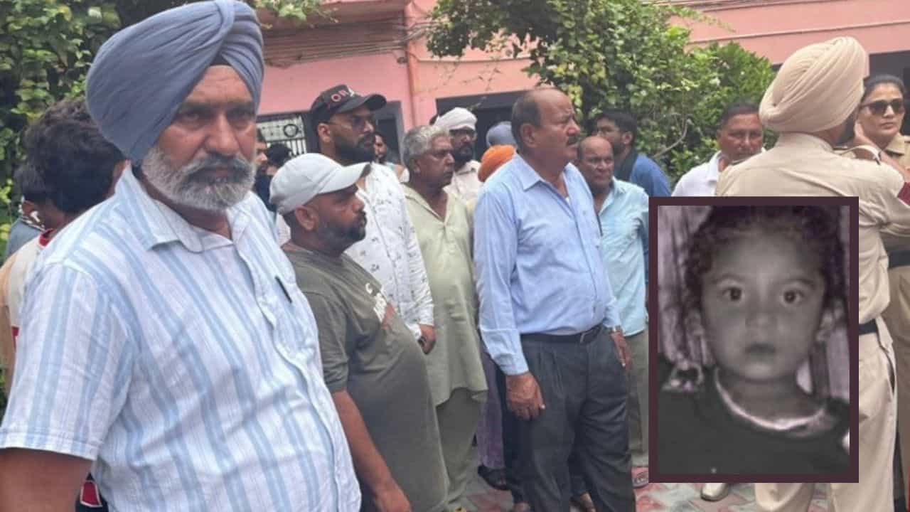 ਜਲੰਧਰ ਚ ਸਕੂਲ ਬੱਸ ਹੇਠਾਂ ਆਈ ਬੱਚੀ, ਮੌਕੇ ਤੇ ਹੋਈ ਮੌਤ, ਪਰਿਵਾਰ ਨੇ ਹਾਈਵੇਅ ਬੰਦ ਕਰ ਕੀਤਾ ਪ੍ਰਦਰਸ਼ਨ