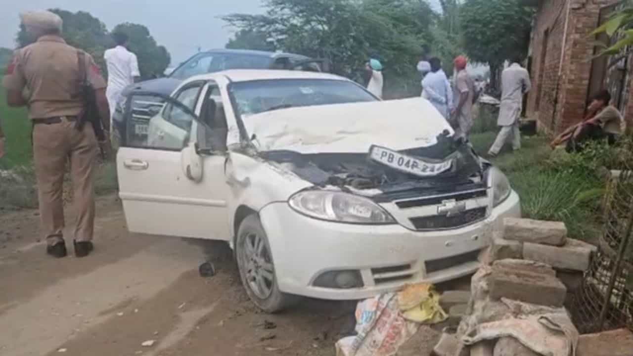 ਕੋਟਕਪੂਰਾ ਚ ਭੋਗ ਦੀ ਰਸਮ ਤੇ ਆਏ ਨੌਜਵਾਨ ਤੇ ਹਮਲਾ, ਬੰਬੀਹਾ ਗੈਂਗ ਨੇ ਲਈ ਜਿੰਮੇਵਾਰੀ ਕੋਟਕਪੂਰਾ ਚ ਭੋਗ ਦੀ ਰਸਮ ਤੇ ਆਏ ਨੌਜਵਾਨ ਤੇ ਹਮਲਾ, ਬੰਬੀਹਾ ਗੈਂਗ ਨੇ ਲਈ ਜਿੰਮੇਵਾਰੀ