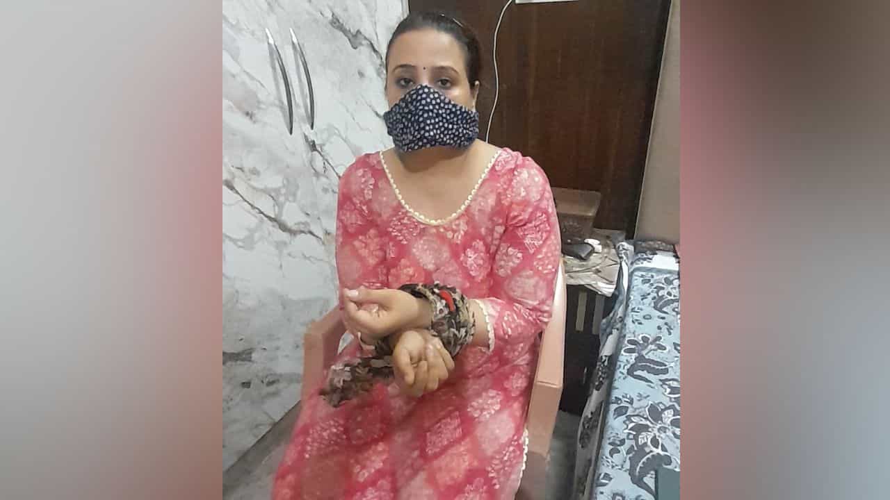 ਲੁਧਿਆਣਾ: ਕਾਰੋਬਾਰੀ ਦੀ ਪਤਨੀ ਨੂੰ ਬੰਧਕ ਬਣਾ ਕੀਤੀ ਲੁੱਟ, ਗਰਦਨ ਤੇ ਚਾਕੂ ਰੱਖ ਲੁੱਟੇ ਕੈਸ਼ ਤੇ ਗਹਿਣੇ